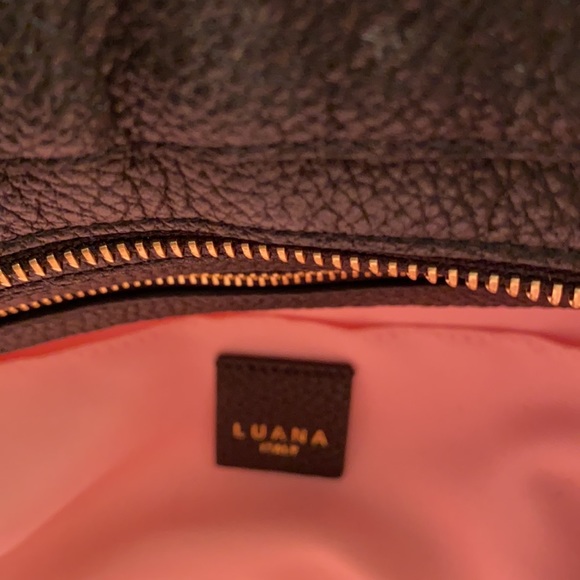 Luana black pebbled leather Italian purse - Picture 3 of 7